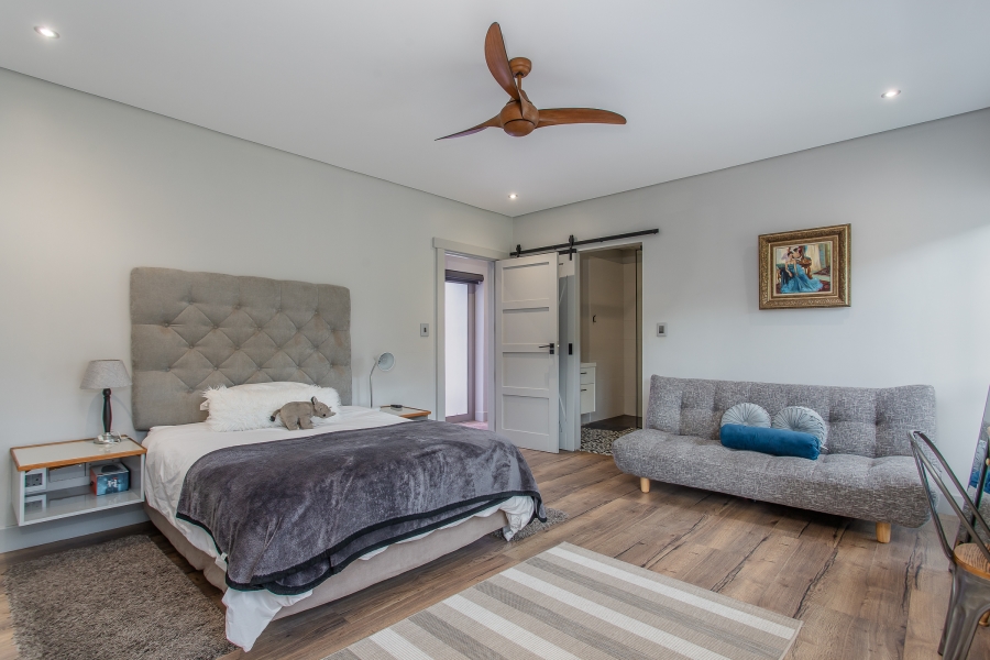 4 Bedroom Property for Sale in Lemoenkloof Western Cape